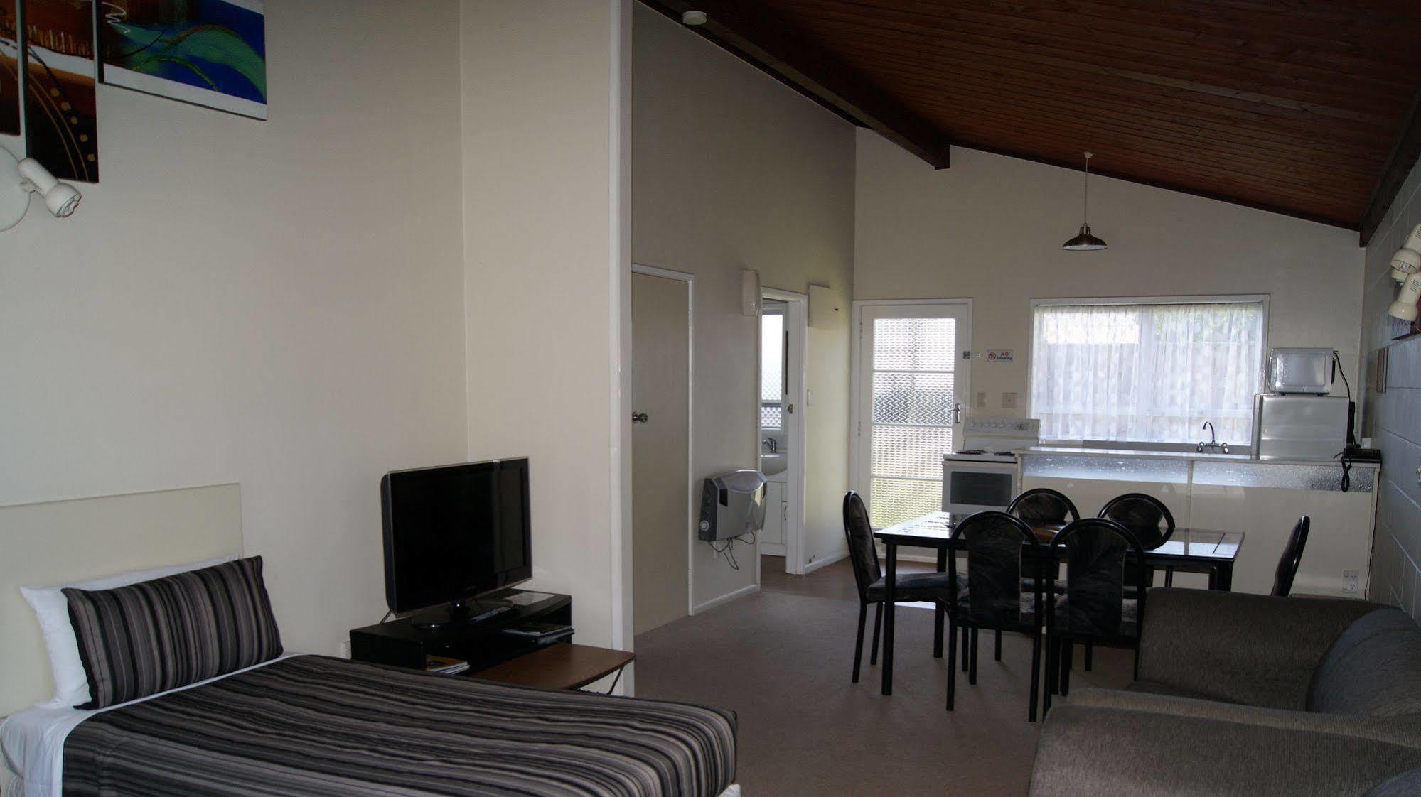 Tourist Court Motel Whakatane Dış mekan fotoğraf